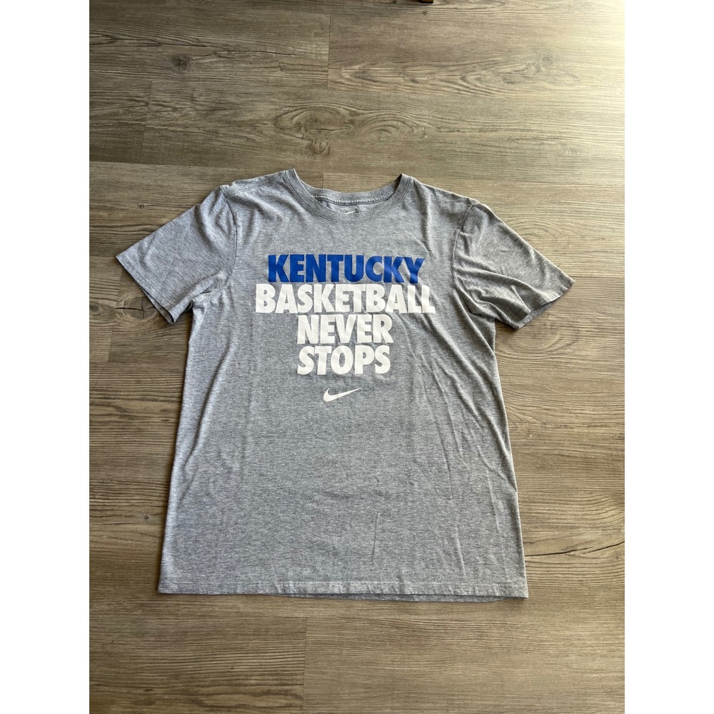 Nike Men's Kentucky Basketball Never Stops Grey Cotton T-Shirt Size Medium